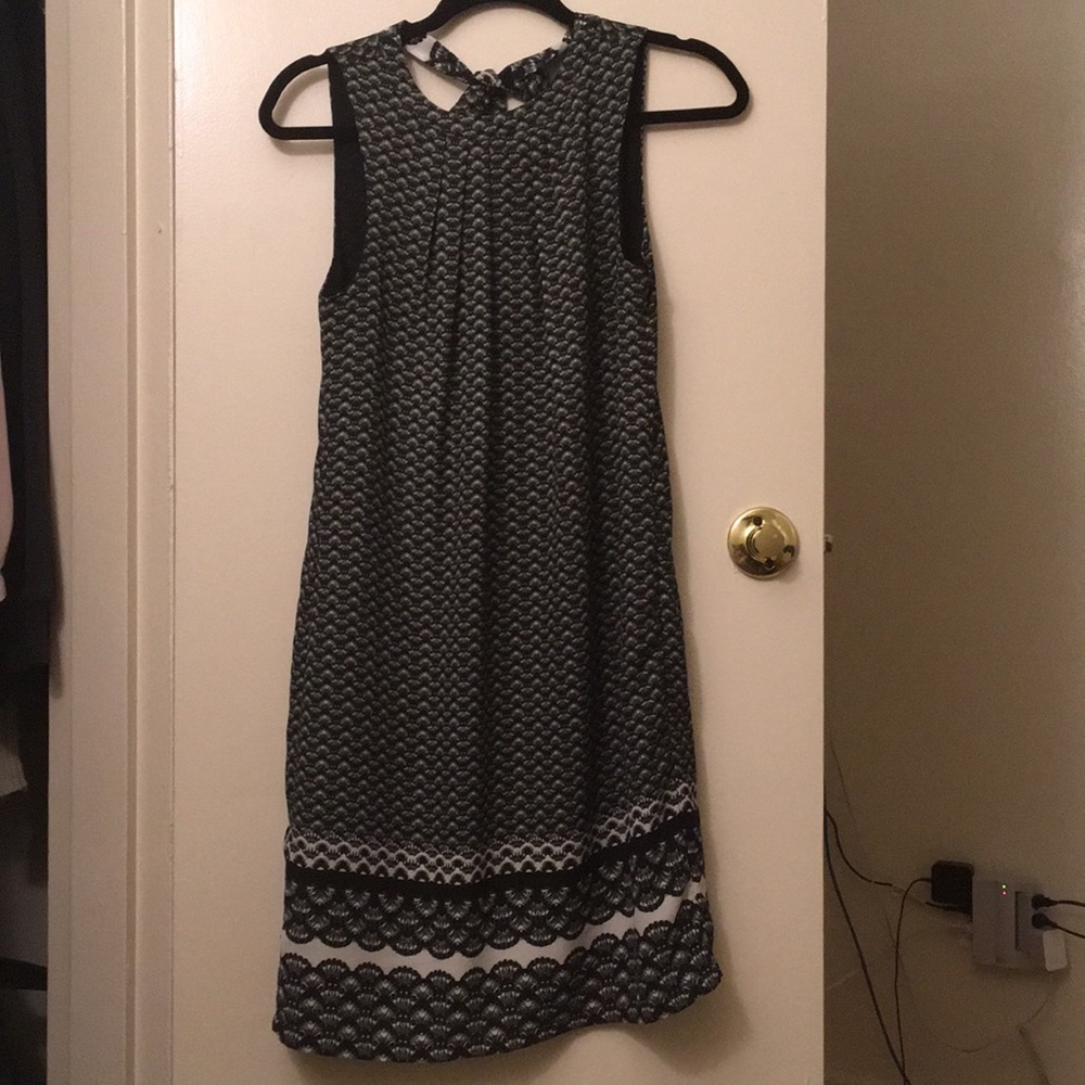 Dark green peacock pattern dress